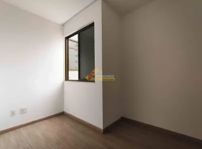 Apartamento com 3 Quartos para alugar, 120m² no Centro, Divinópolis