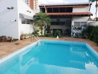 Casa com 4 Quartos à venda, 540m² no Vila Santo Antônio, Rio Claro