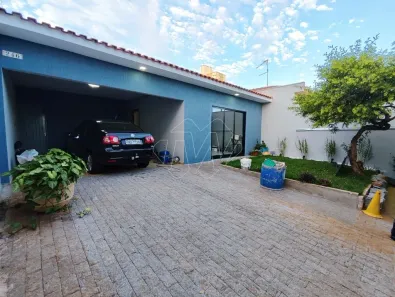 Casa com 3 Quartos à venda, 195m² no Vila Yamada, Araraquara