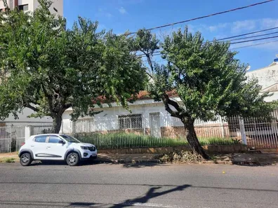 Casa com 3 Quartos à venda, 168m² no Centro, Araraquara