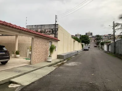 Casa com 3 Quartos à venda, 200m² no Adrianópolis, Manaus