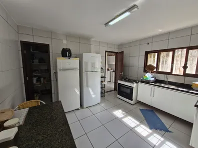 Sobrado com 4 Quartos à venda, 200m² no Neópolis, Natal