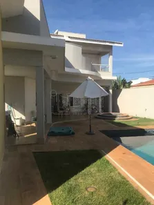 Casa de Condomínio com 4 Quartos à venda, 400m² no Jardim Salto Grande, Araraquara