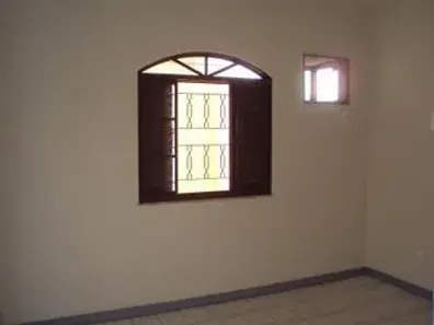 Casa com 2 Quartos para alugar, 10m² no Centro, Nova Iguaçu