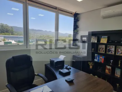 Sala Comercial à venda, 35m² no Vila Mogilar, Mogi das Cruzes