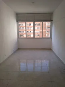 Kitnet para alugar, 28m² no Laranjeiras, Rio de Janeiro