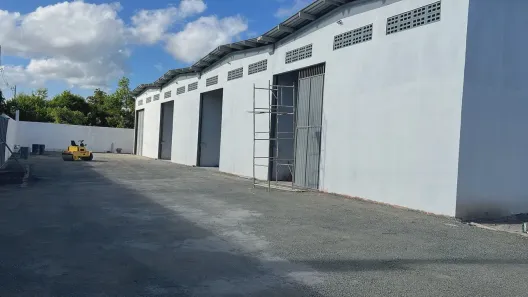 Galpão/Depósito/Armazém para alugar, 250m² no Parque Real Serra Verde, Camaçari
