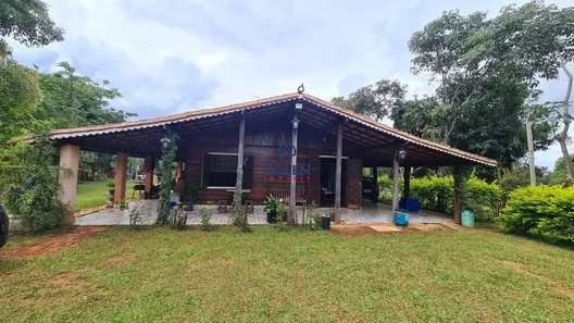 Fazenda/Sítio com 4 Quartos à venda, 250m² no , Caetanópolis