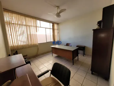 Sala Comercial à venda, 37m² no Santo Antônio, Recife