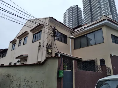 Imóvel Comercial com 3 Quartos para alugar, 10m² no Centro, Nova Iguaçu