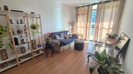 Apartamento com 2 Quartos para alugar, 76m² no Laranjeiras, Rio de Janeiro