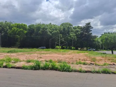 Lote/Terreno à venda, 302m² no Dois Córregos, Dois Córregos