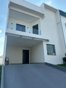 Casa de Condomínio com 3 Quartos para alugar, 220m² no Ponta Negra, Manaus