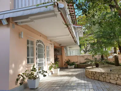 Casa com 5 Quartos à venda, 450m² no Urca, Rio de Janeiro