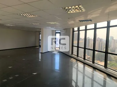 Sala Comercial à venda, 676m² no Savassi, Belo Horizonte