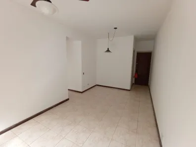 Apartamento com 2 Quartos à venda, 77m² no Leme, Rio de Janeiro