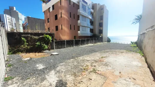 Lote/Terreno para alugar, 700m² no Barra, Salvador