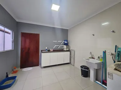 Casa com 3 Quartos à venda, 231m² no Estádio, Rio Claro