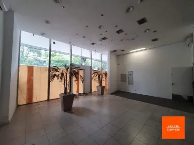 Ponto Comercial para alugar, 325m² no Santa Efigênia, Belo Horizonte