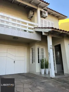 Sobrado com 4 Quartos à venda, 187m² no Vila Márcia, Cachoeirinha