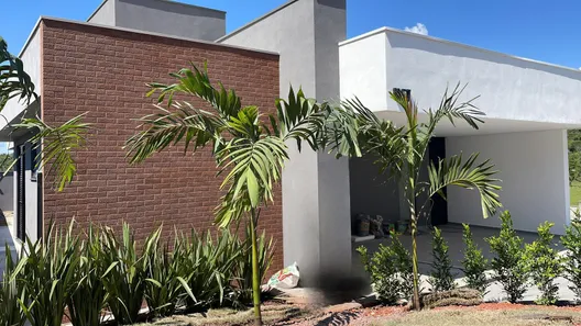 Casa de Condomínio com 3 Quartos para venda ou aluguel, 275m² no Loteamento Residencial Fazenda Casa Grande, Taubaté