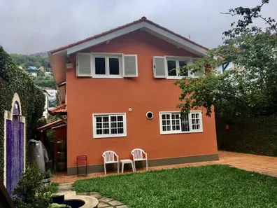 Imóvel Comercial com 1 Quarto para venda ou aluguel, 250m² no Morin, Petrópolis