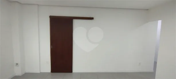 Sala Comercial para alugar, 58m² no Centro, Gravataí