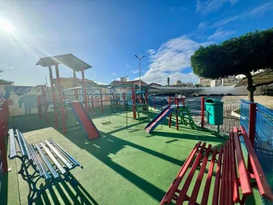 Apartamento com 3 Quartos para alugar, 102m² no Candelária, Natal