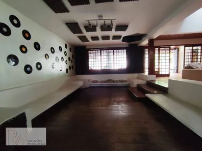 Casa com 4 Quartos para alugar, 489m² no Jardim Apipema, Salvador