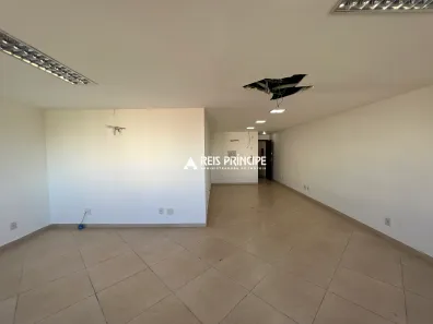 Ponto Comercial para alugar, 45m² no Recreio dos Bandeirantes, Rio de Janeiro