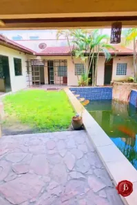 Casa de Condomínio com 5 Quartos à venda, 350m² no Adrianópolis, Manaus