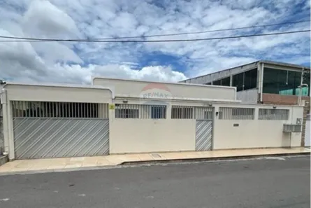 Casa com 4 Quartos à venda, 203m² no Parque 10 de Novembro, Manaus