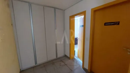 Sala Comercial para alugar, 130m² no Serra, Belo Horizonte