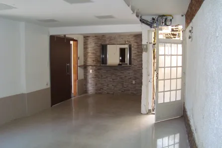 Imóvel Comercial com 4 Quartos para alugar, 10m² no Centro, Nova Iguaçu