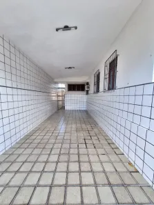 Casa com 3 Quartos para alugar, 170m² no Capim Macio, Natal