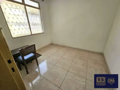 Casa com 3 Quartos para alugar, 200m² no Santo Antônio, Belo Horizonte