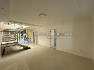 Casa de Condomínio com 5 Quartos à venda, 340m² no Buraquinho, Lauro de Freitas