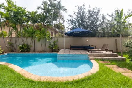 Casa de Condomínio com 4 Quartos à venda, 412m² no Jardins Valência, Goiânia