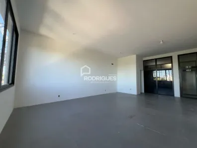Sala Comercial para alugar, 70m² no Centro, Portão