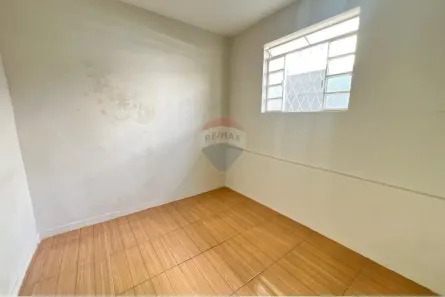 Casa com 2 Quartos para alugar, 70m² no Cinquentenário, Belo Horizonte