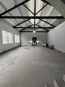 Galpão/Depósito/Armazém para venda ou aluguel, 2000m² no Morin, Petrópolis