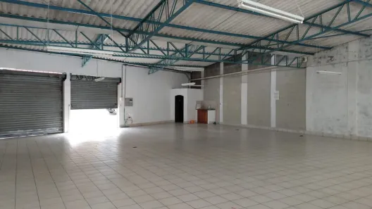 Ponto Comercial à venda, 412m² no Vila Santa Terezinha, Várzea Paulista