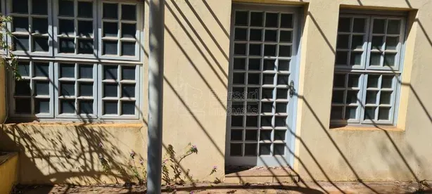 Imóvel Comercial com 3 Quartos à venda, 271m² no Centro, Araraquara