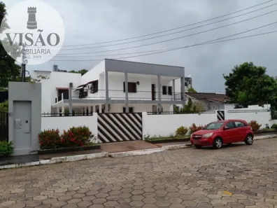 Casa de Condomínio com 4 Quartos para venda ou aluguel, 458m² no Chapada, Manaus
