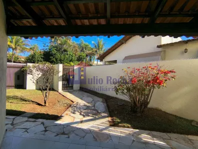 Casa de Condomínio com 3 Quartos para alugar, 300m² no Setor Habitacional Jardim Botânico, Brasília
