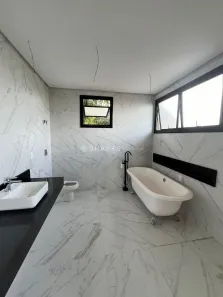 Casa com 3 Quartos à venda, 264m² no Jardins Verona, Goiânia