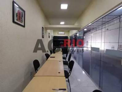 Galpão/Depósito/Armazém para alugar, 500m² no Oswaldo Cruz, Rio de Janeiro