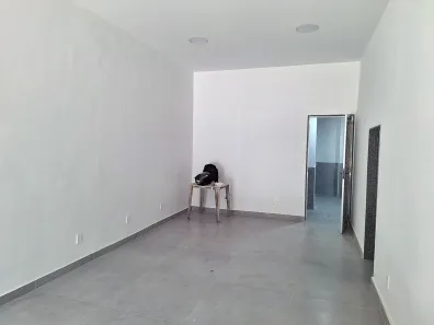 Ponto Comercial para alugar, 50m² no Anil, Rio de Janeiro