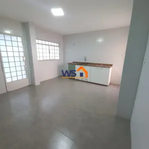 Casa com 4 Quartos para alugar, 256m² no Santa Tereza, Belo Horizonte