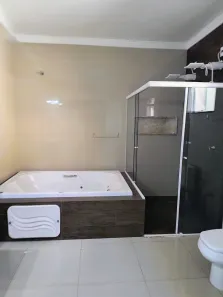Casa de Condomínio com 4 Quartos para alugar, 600m² no Setor Habitacional Arniqueira, Brasília